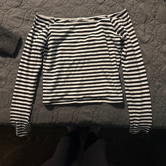 Off the shoulder tee - Picture 1 of 1